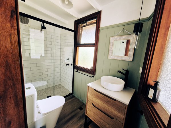Ensuite